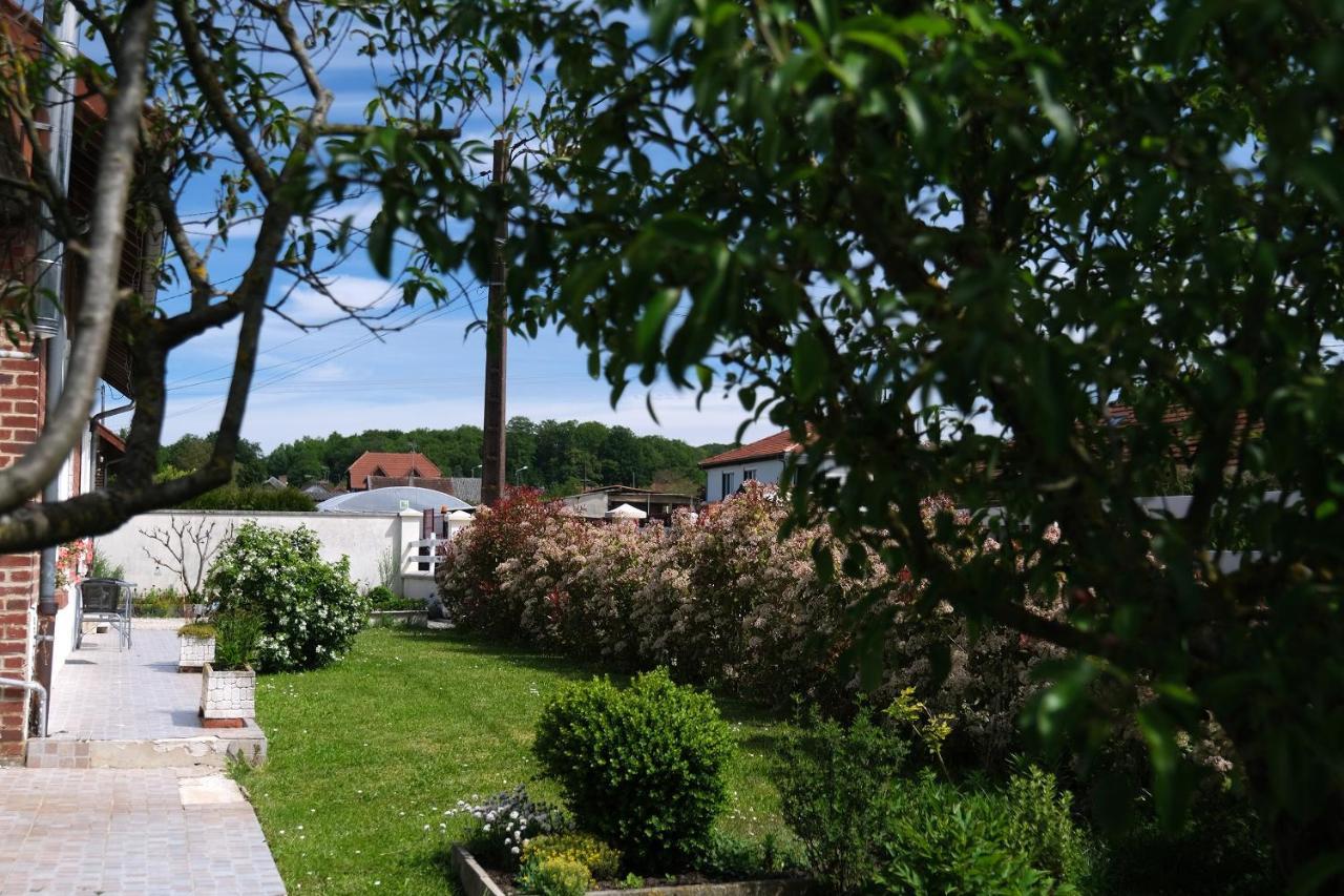 La Maison De Maria Folembray Екстериор снимка