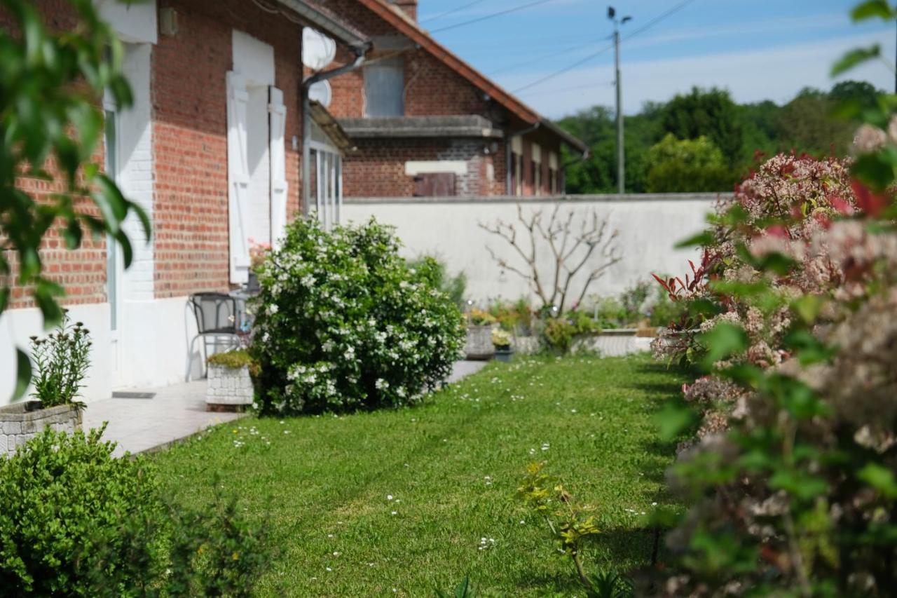 La Maison De Maria Folembray Екстериор снимка